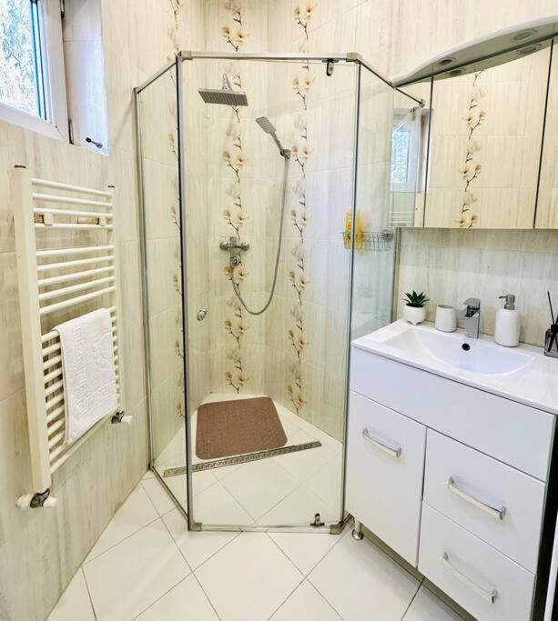 Cozy 1Br Apartment•Central•Quiet 부쿠레슈티 외부 사진
