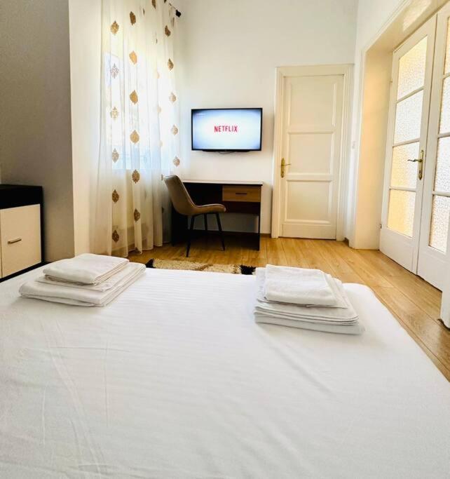 Cozy 1Br Apartment•Central•Quiet 부쿠레슈티 외부 사진